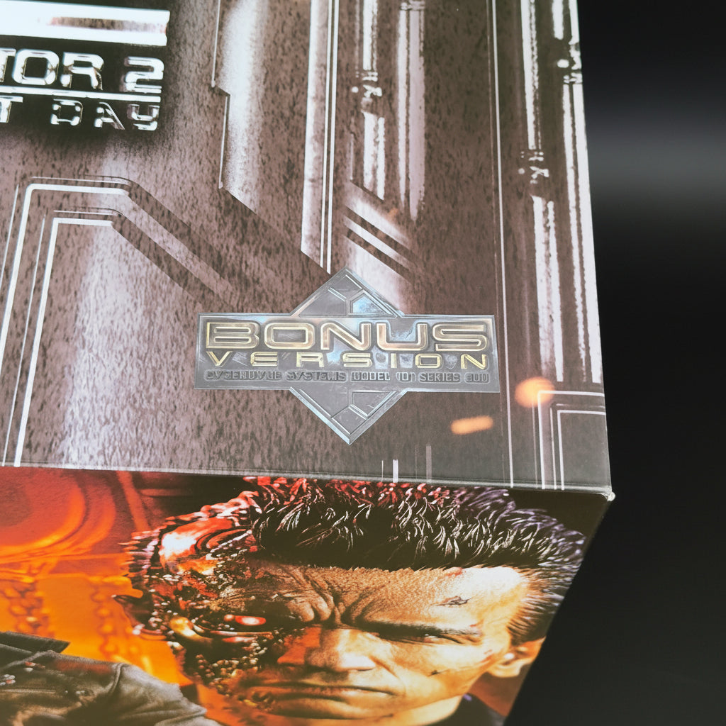 Prime 1 Studio T-800 Battle Damaged DX Bonus Version | 1/3 Scale Terminator Statue | Pre-Owned
