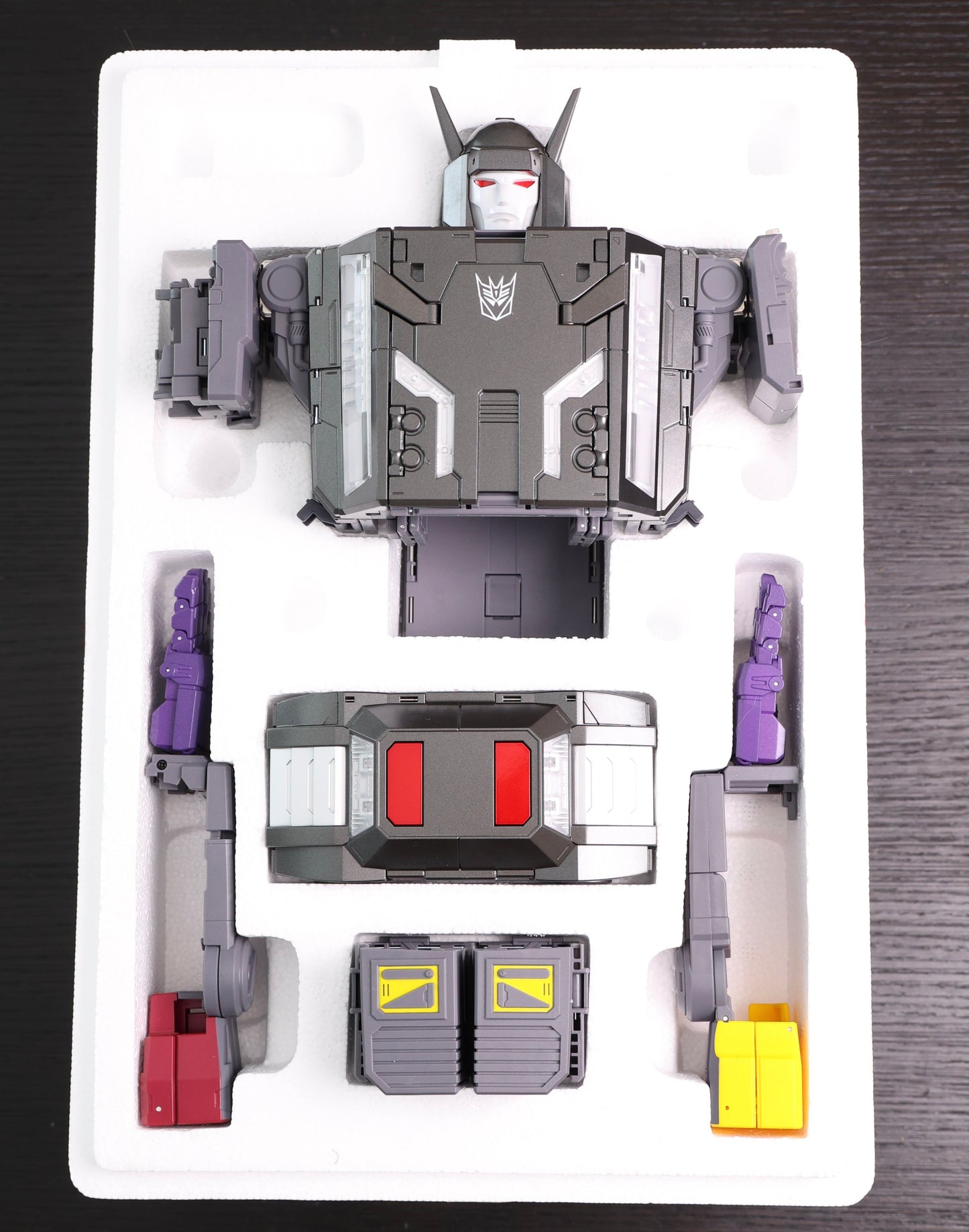 Fans Toys FT-31E Bandit (Dead End) with Marauder Combiner Parts | Masterpiece Stunticon | Pre-Owned