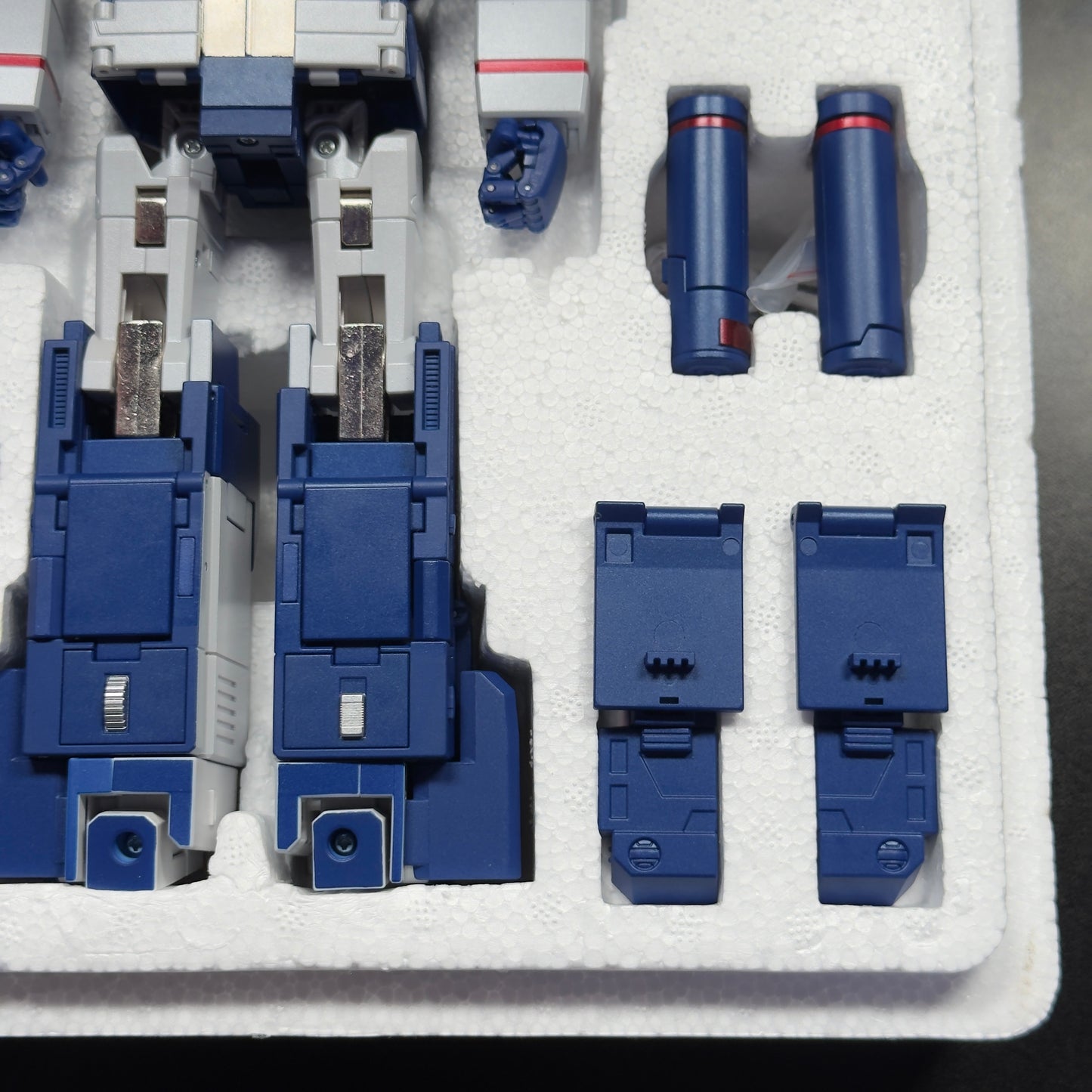 Robot Paradise RP-01 Acoustic Wave (Soundwave) Fans Toys Masterpiece Scale Figure | Pre-Owned