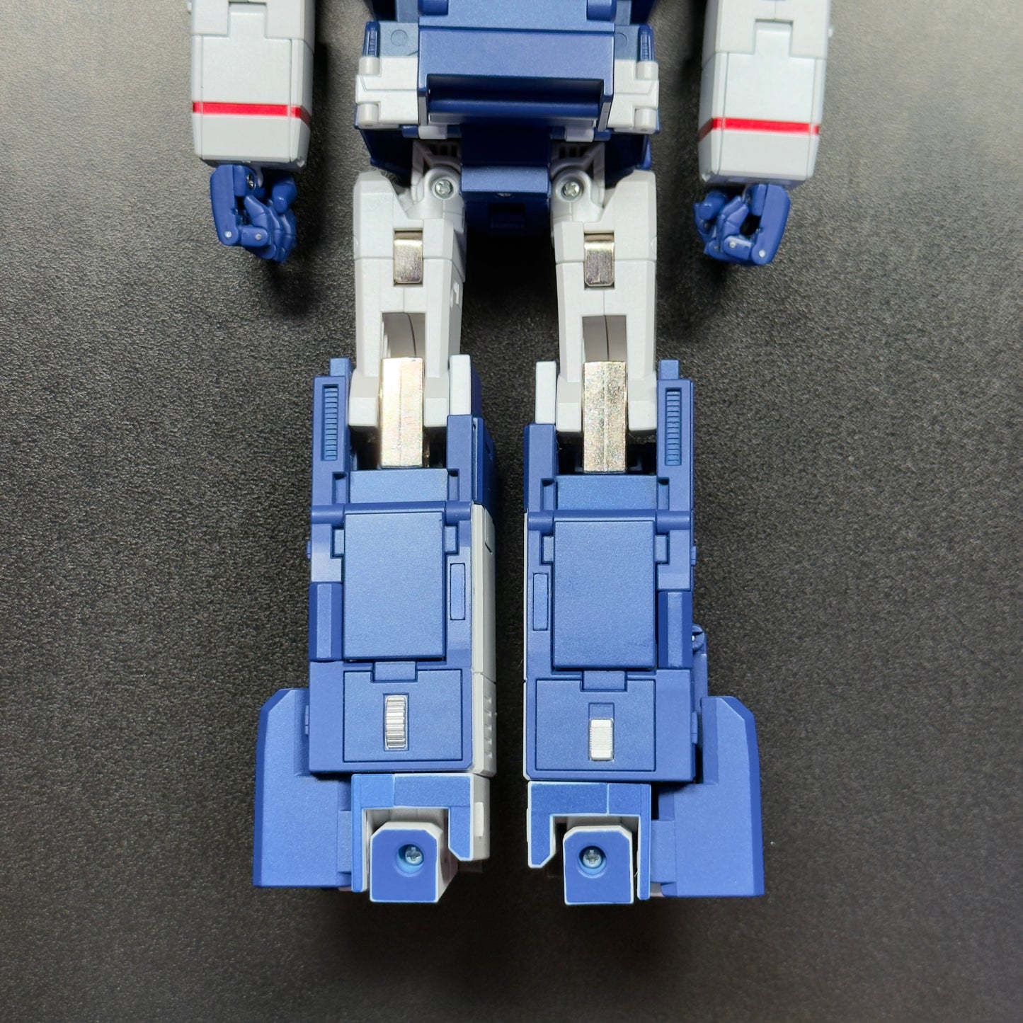 Robot Paradise RP-01 Acoustic Wave (Soundwave) Fans Toys Masterpiece Scale Figure | Pre-Owned
