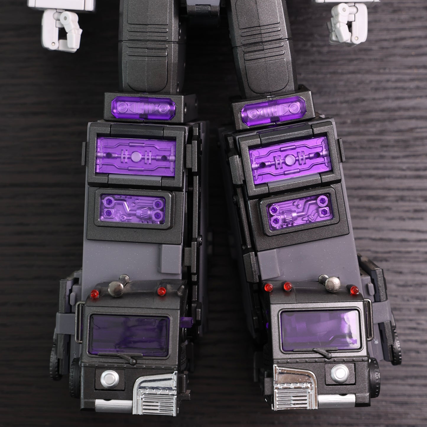Fans Toys FT-31A FT31A Roadking (Masterpiece Motormaster) | Pre-Owned