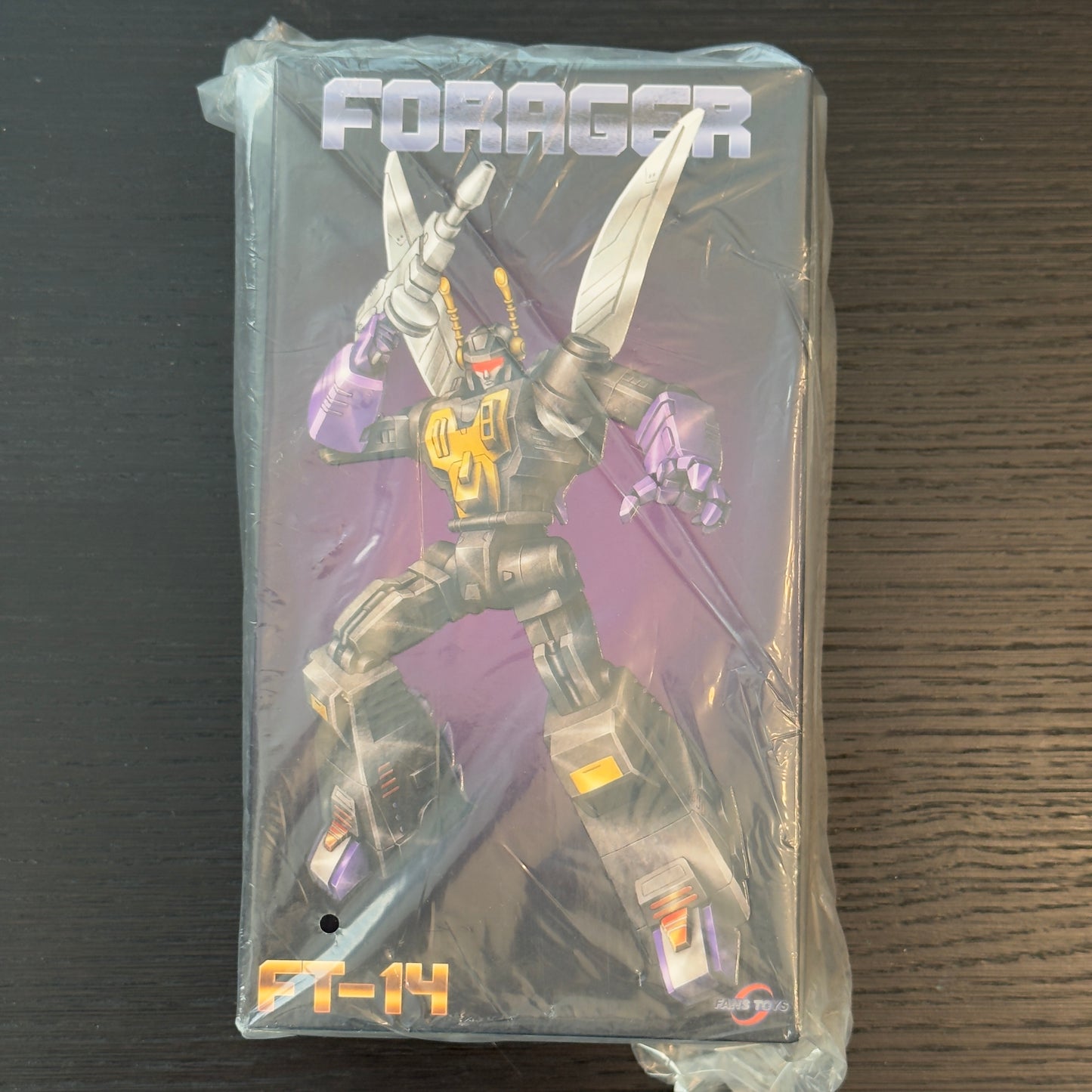 Fans Toys FT-14 Forager Masterpiece Kickback 2021 Reissue Transformers figure brand new factory sealed in original box packaging.