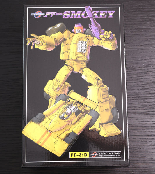 Fans Toys FT-31D Smokey (Drag Strip) pre-owned Masterpiece figure. Complete with all accessories, never transformed, shipped from a USA collector.