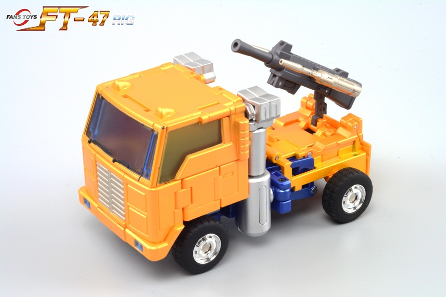 Fans Toys FT-47 Rig (Huffer) | Masterpiece Transformers
