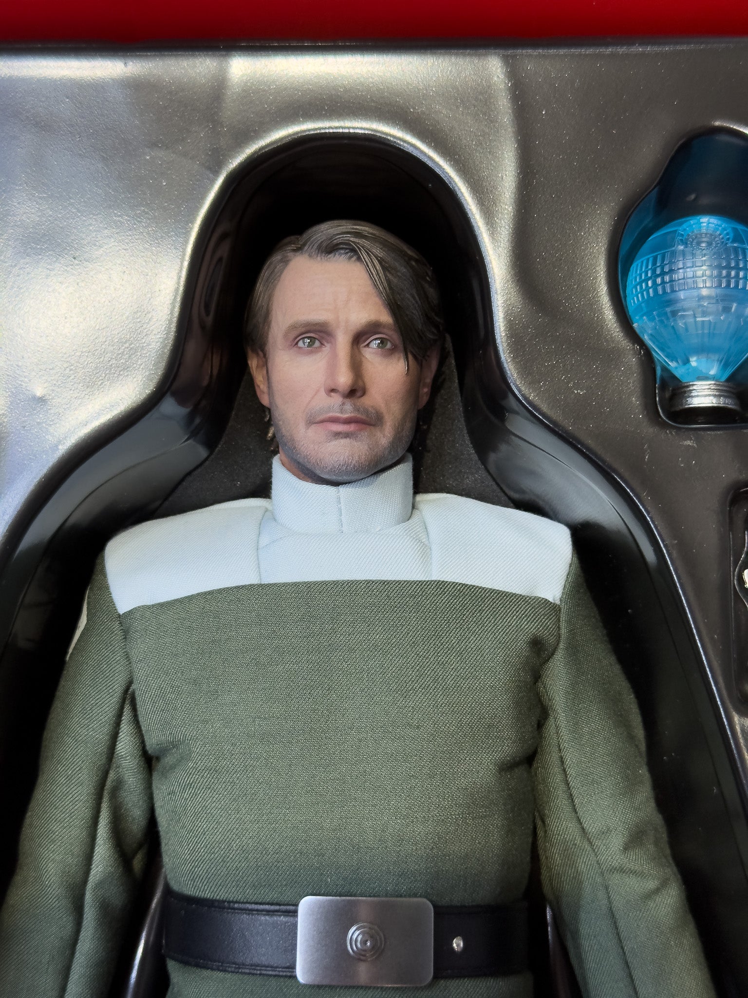 Hot Toys Galen Erso MMS775 Japan Exclusive head sculpt detail 1/6 scale Rogue One Star Wars figure